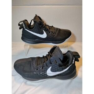 Nike LeBron James witness 3 sz 8.5